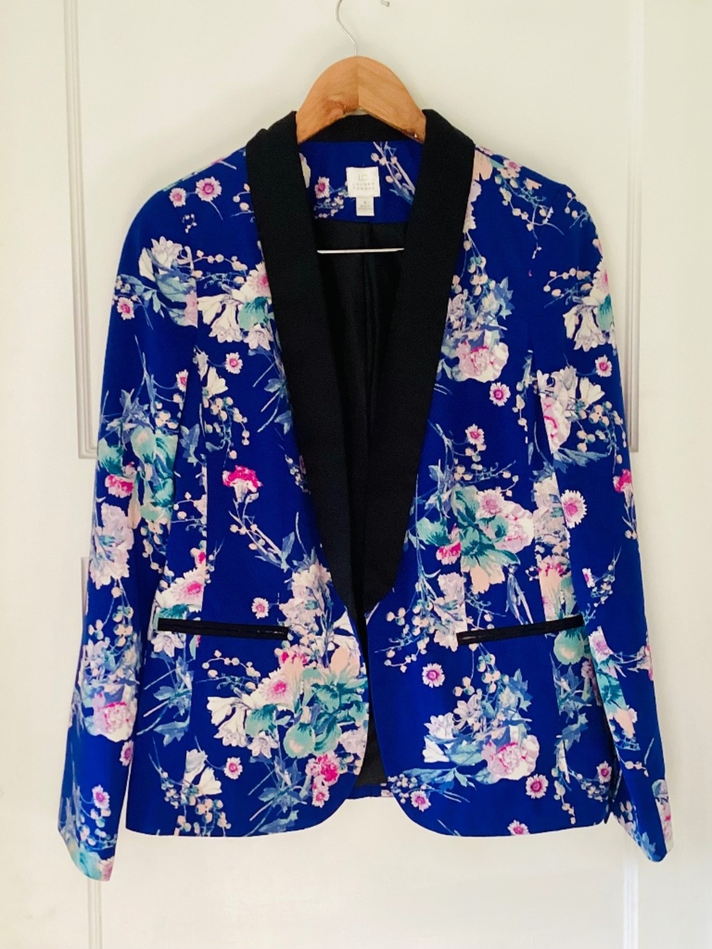 LC Lauren Conrad Blue Floral Satin Long Sleeve Tuxedo Blazer Jacket Women’s Sz 8